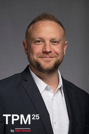 321 TPM25 Professional Headshots