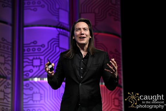 103 AAE 2019 in Montreal - Keynote with Mike Walsh