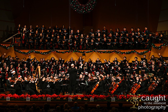 066 Deck the Hall 2024