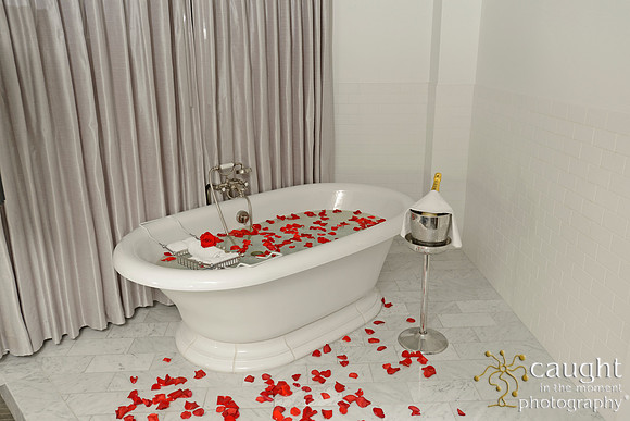 bathtub1