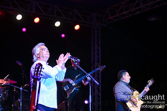 032 gypsy kings live performance