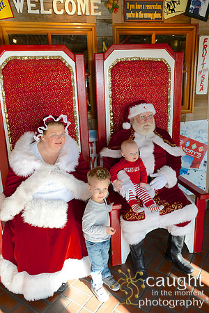 023 Breakfast with Santa at Bubba Gump Anaheim GardenWalk