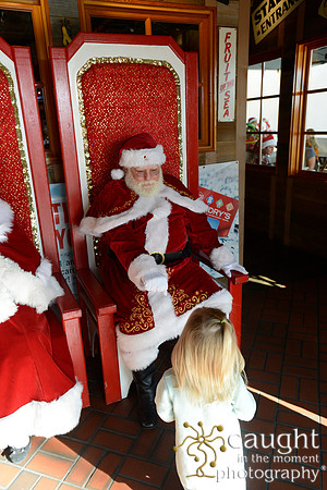 032 Breakfast with Santa at Bubba Gump Anaheim GardenWalk