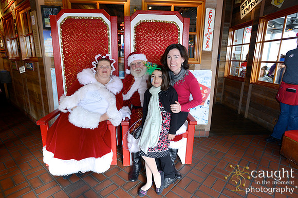 051 Breakfast with Santa at Bubba Gump Anaheim GardenWalk