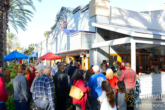 014 Breakfast with Santa at Bubba Gump Anaheim GardenWalk