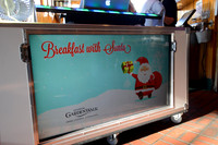 019 Breakfast with Santa at Bubba Gump Anaheim GardenWalk
