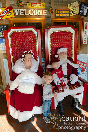 025 Breakfast with Santa at Bubba Gump Anaheim GardenWalk
