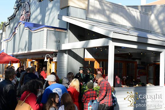 015 Breakfast with Santa at Bubba Gump Anaheim GardenWalk