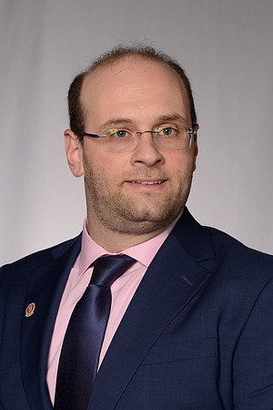 326 STS2024 Headshots