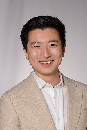 586 STS2024 Headshots