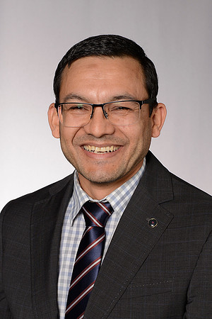 1560 STS2024 Headshots