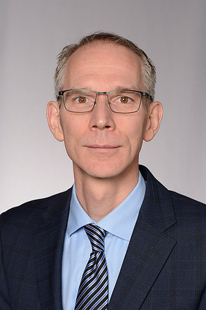 2885 STS2024 Headshots