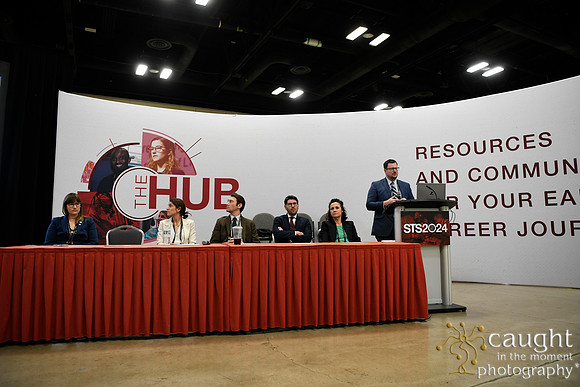 942 STS2024-The Hub
