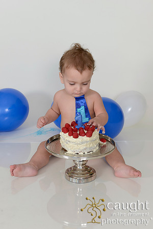 045 Liam Wacker 1st Birthday Portraits and Cake Smash