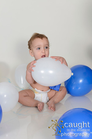 032 Liam Wacker 1st Birthday Portraits and Cake Smash