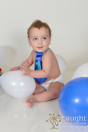 039 Liam Wacker 1st Birthday Portraits and Cake Smash