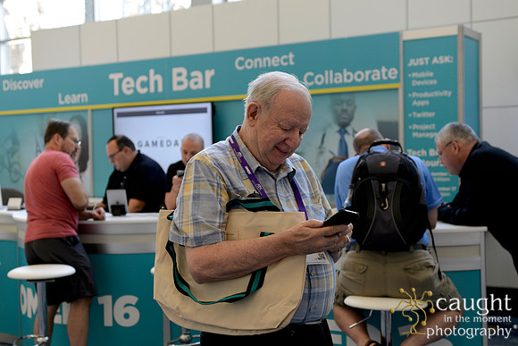 140 OMED 2016-Tech Bar