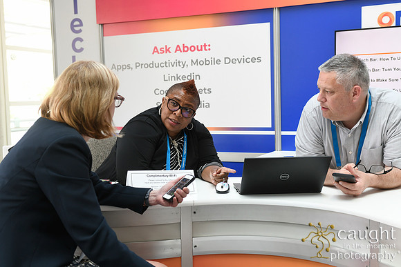 250 OMED 2018 San Diego - Tech Bar and Engagement Studio