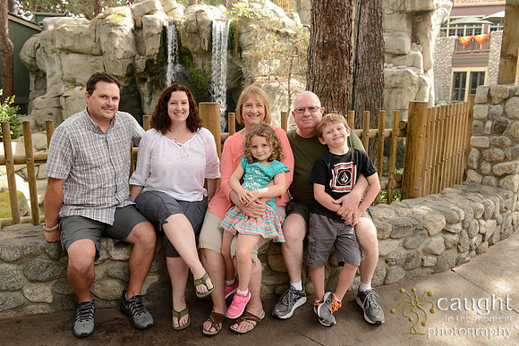 045 Family Portraits at Knott's 2016