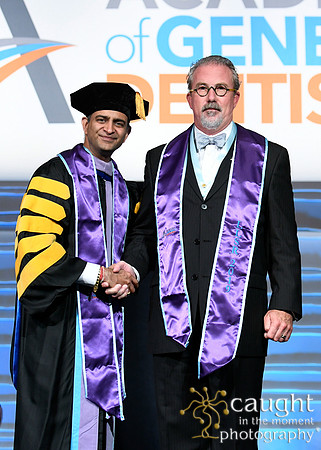 7R AGD2019 Convocation Stage-7500