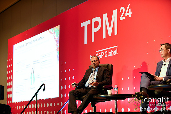 043 TPM24-DPWorld