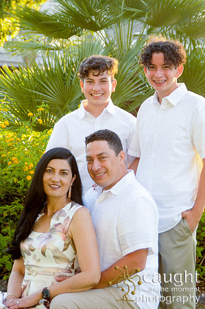 031 Duran Family Portraits in Long Beach