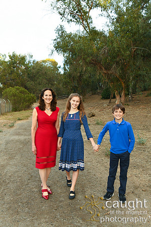 084 Trone Family Portraits in Seal Beach 2024