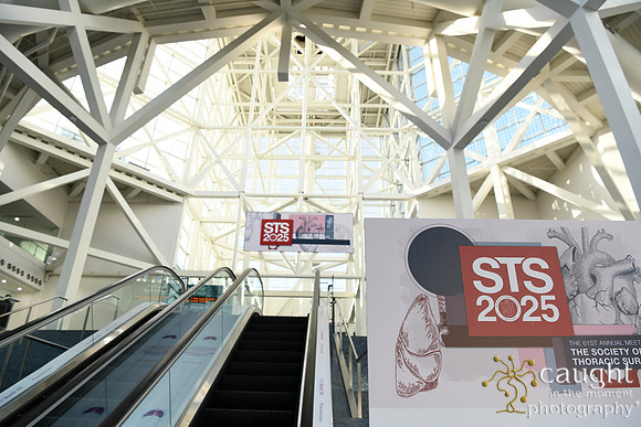 006 STS2025-Registration & Signage