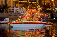 069 Naples Boat Parade 2015