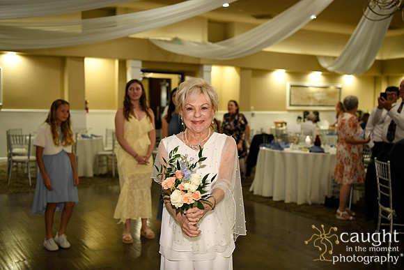463 Rasmussen Wedding - Bouquet and Garter Toss