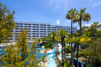 054 Marriott Long Beach Airport