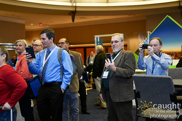 076 IAP Expo 2019-Exhibit Hall