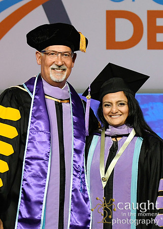 971R AGD2021 Convocation Stage 2590 5x7