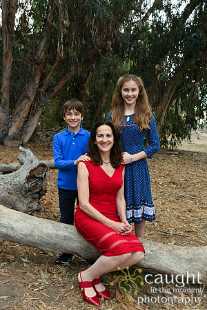 056 Trone Family Portraits in Seal Beach 2024