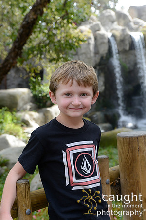 065 Family Portraits at Knott's 2016