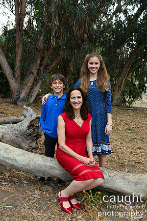 052 Trone Family Portraits in Seal Beach 2024