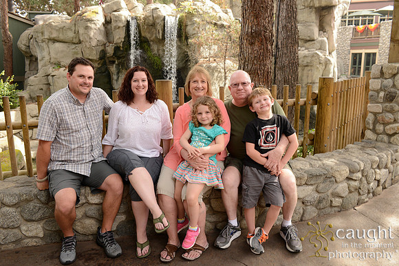 044 Family Portraits at Knott's 2016