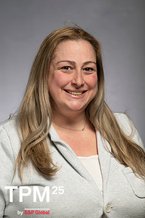 800 TPM25 Professional Headshots
