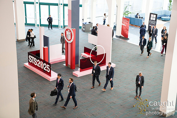 020 STS2025-Registration & Signage