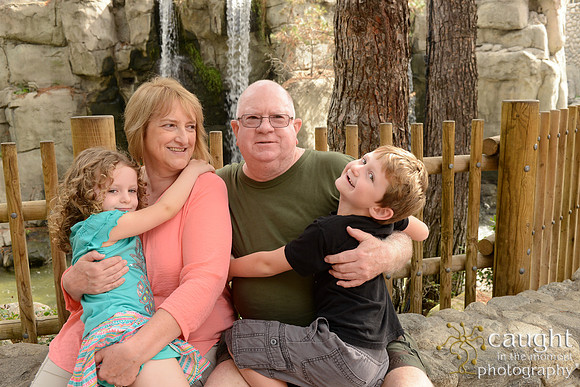 039 Family Portraits at Knott's 2016