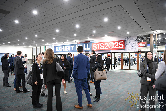 030 STS2025-Registration & Signage