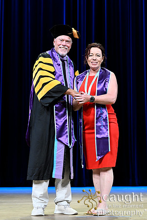 2176 AGD2024 Convocation Stage