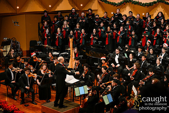 042 Deck the Hall 2024