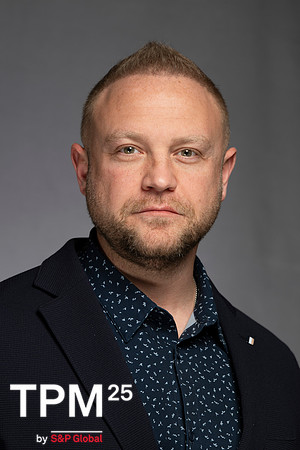 981 TPM25 Professional Headshots