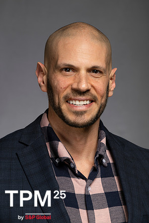 911 TPM25 Professional Headshots