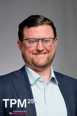 860 TPM25 Professional Headshots
