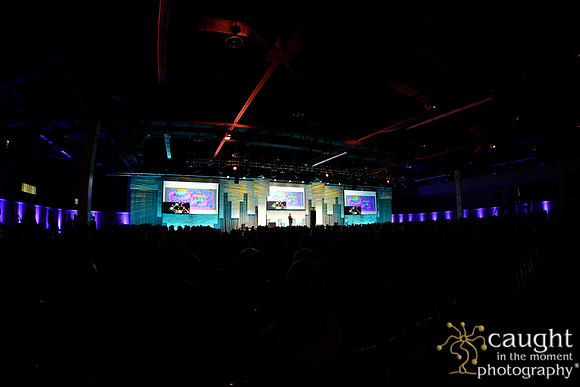 710 OMED 2016-General Session with Deepak Chopra