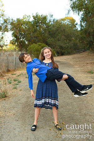 074 Trone Family Portraits in Seal Beach 2024