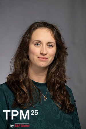 120 TPM25 Professional Headshots