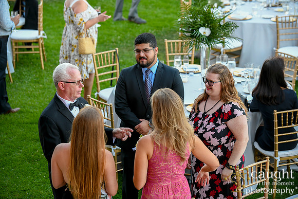 324 Greet Wedding